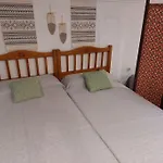 La Buhardilla. Aparcamiento Exterior Privado アパート
