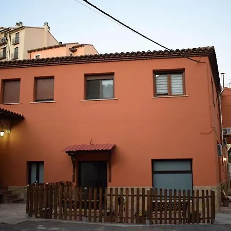 La Buhardilla. Aparcamiento Exterior Privado