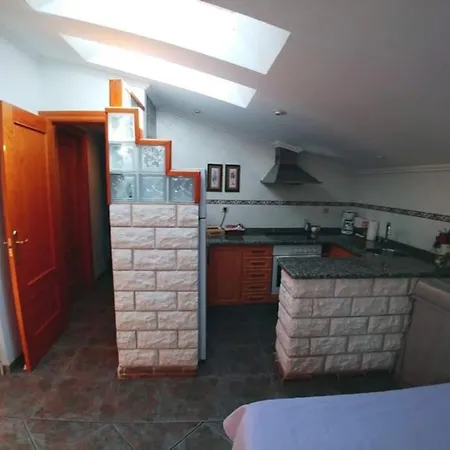 公寓 La Buhardilla. Aparcamiento Exterior Privado 特鲁埃尔