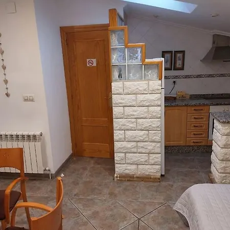 La Buhardilla. Aparcamiento Exterior Privado * 特鲁埃尔