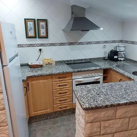 La Buhardilla. Aparcamiento Exterior Privado 아파트