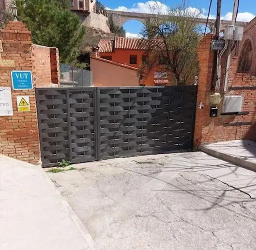 La Buhardilla. Aparcamiento Exterior Privado Lägenhet Teruel