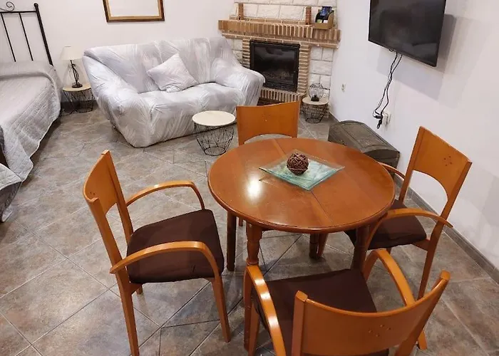 La Buhardilla. Aparcamiento Exterior Privado Τερουέλ