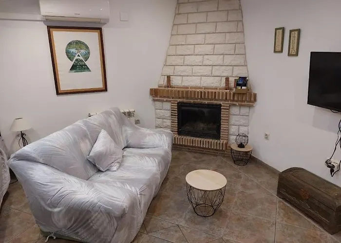 La Buhardilla. Aparcamiento Exterior Privado *