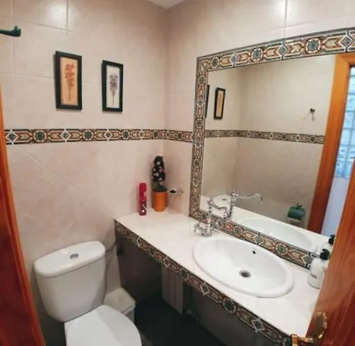 La Buhardilla. Aparcamiento Exterior Privado * Teruel