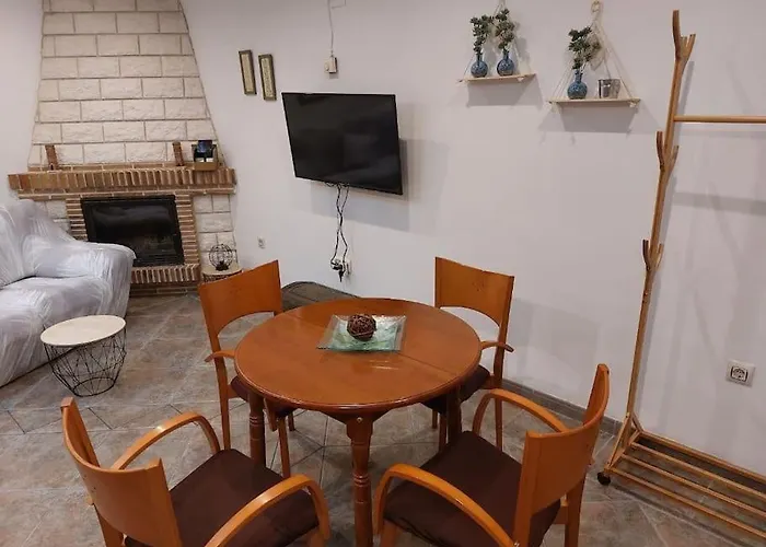 La Buhardilla. Aparcamiento Exterior Privado Teruel