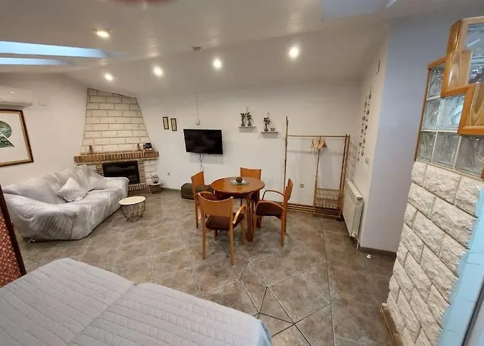 Διαμέρισμα La Buhardilla. Aparcamiento Exterior Privado *